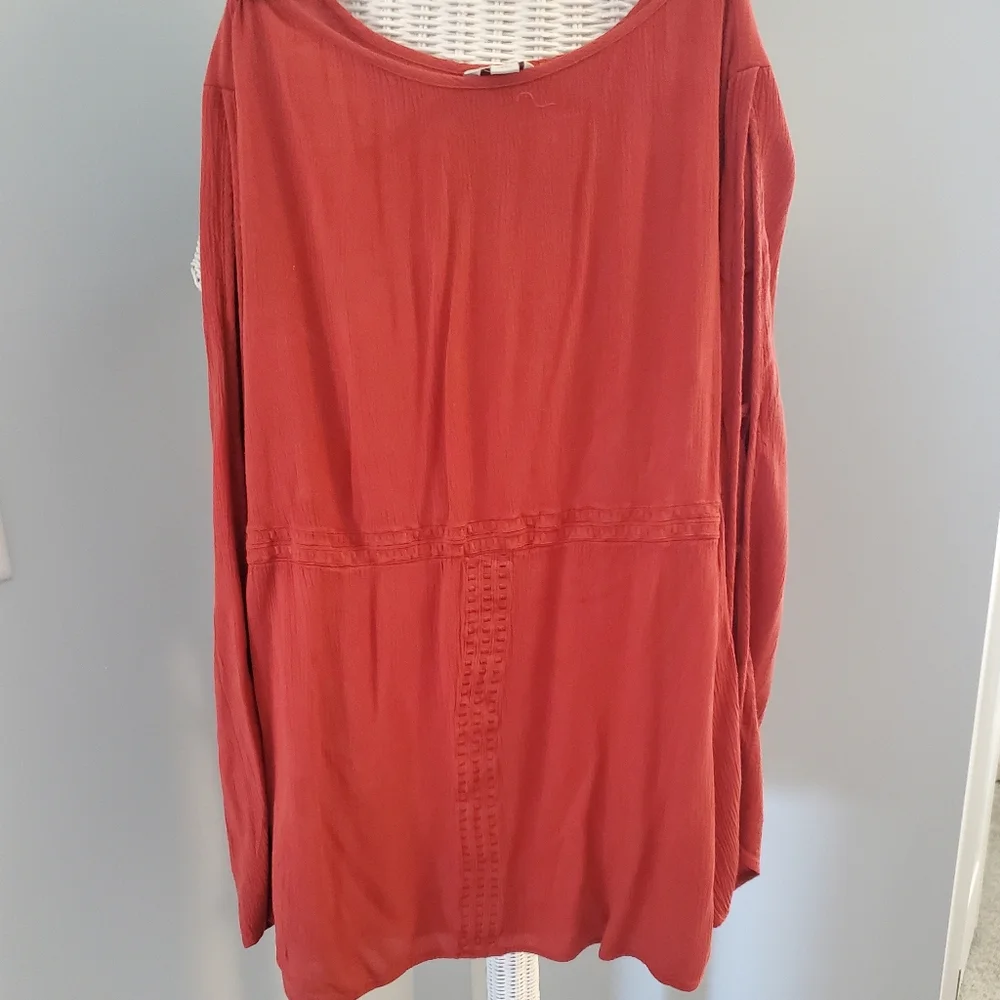 Blouse - Picture 2 of 2